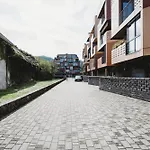 Lejlighed Peaceful Little Retreat, Spacious Free Garage Park Ljubljana