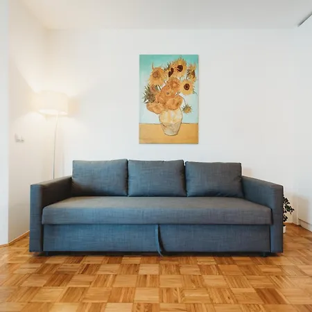 Peaceful Little Retreat, Spacious Free Garage Park * Lublana